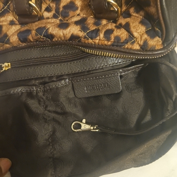 Michael Kors Leopard Cheetah Print Calfskin Tote Bag AV106 - Picture 12 of 13